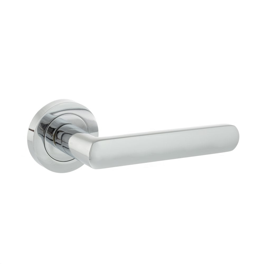 Atlantic UK Hardware Polished Chrome Carolina Lever on Round Rose S42RPC