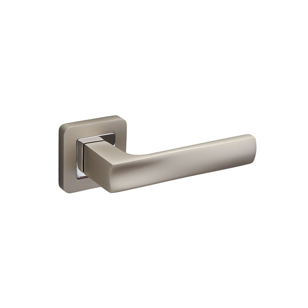 D2F ACCESSORIES Square Rose Door Handles with Duo Satin Chrome Finish F3410DSC