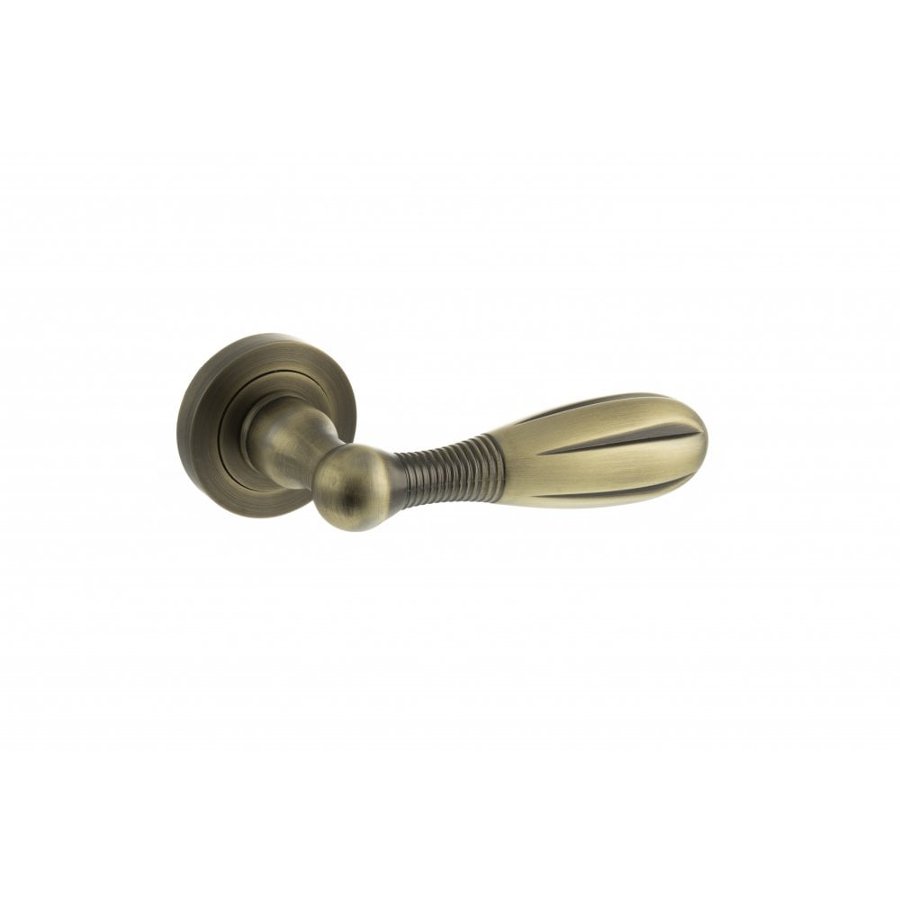 Atlantic UK Hardware Matt Antique Brass Old English Cambridge Lever on Round Rose OE175MAB