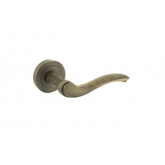 Atlantic UK Hardware Matt Antique Brass Old English Warwick Lever on Round Rose OE178MAB