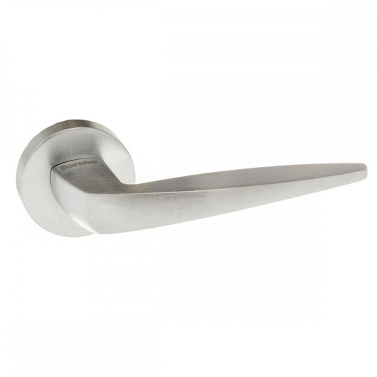 Atlantic UK Hardware Satin Chrome Forme Foglia Designer Lever on Minimal Round Rose FMR272SC