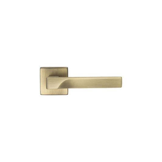 Carlisle Brass Antique Brass Flash Lever on Square Rose FH5AB