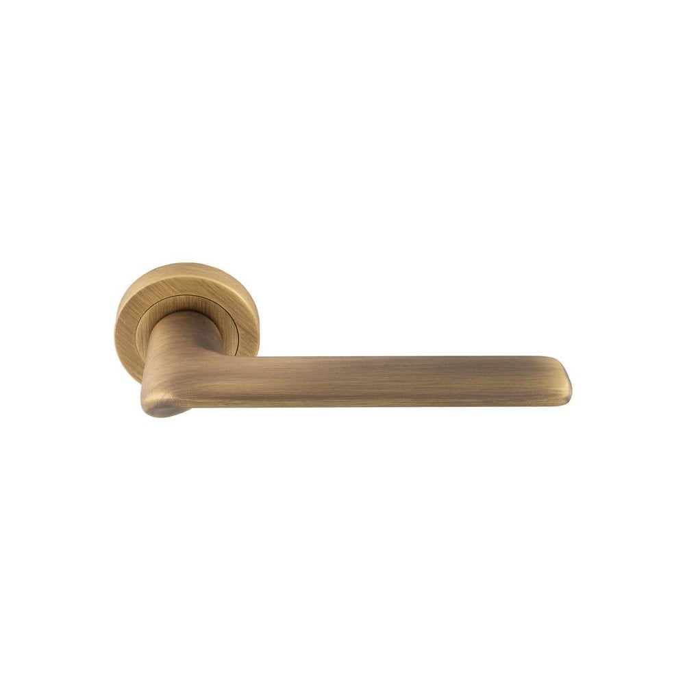Carlisle Brass Antique Brass Vortex lever on rose Handle VX5AB