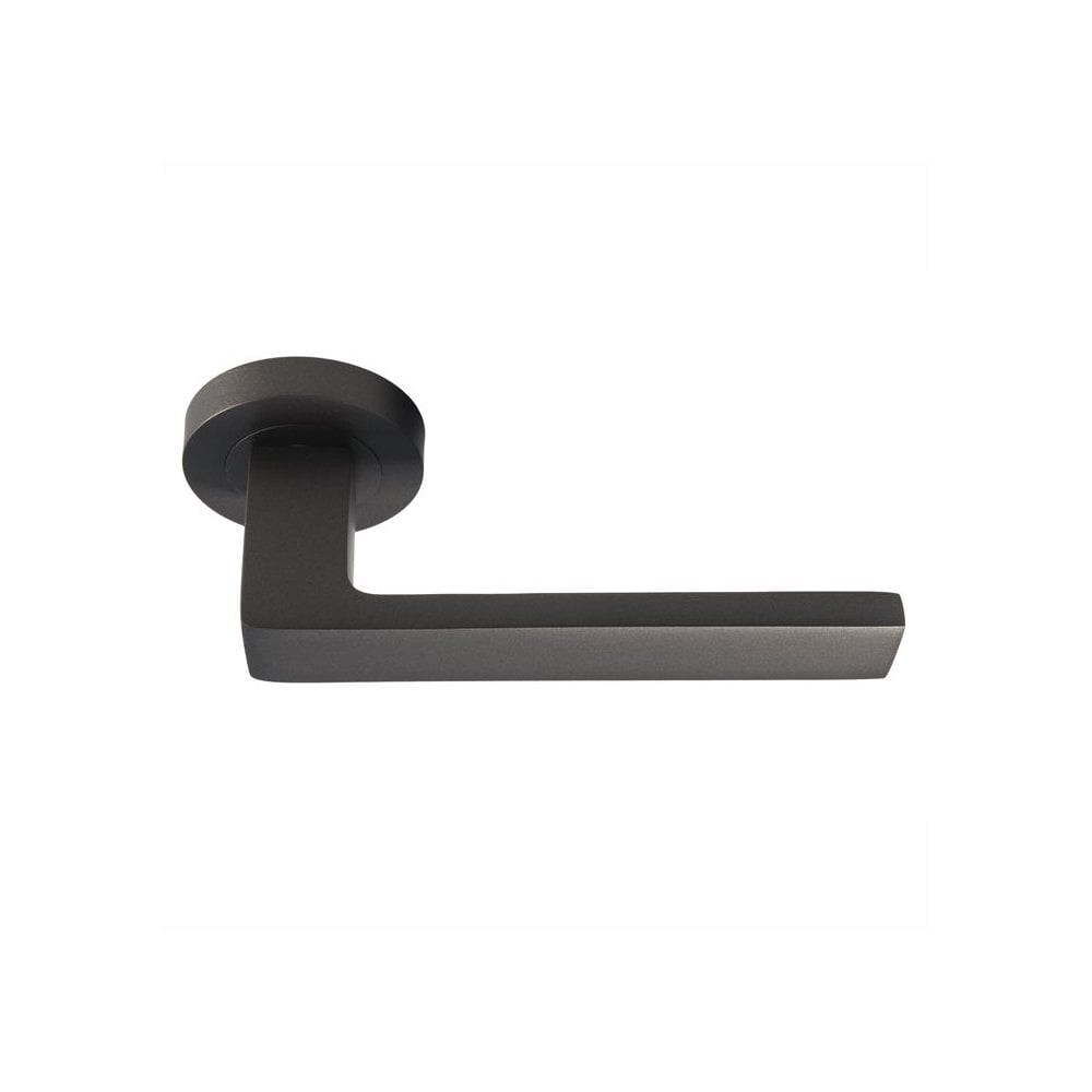 Carlisle Brass Matt Black Sasso Lever On Round Rose EUL010MB