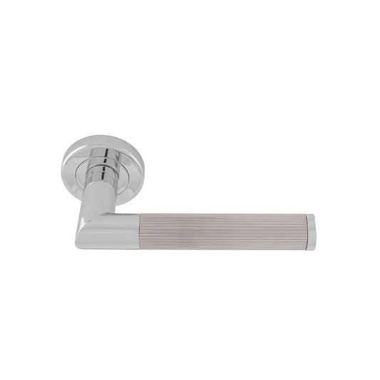 Carlisle Brass Polished Chrome/Satin Nickel Trend Lines Lever On Round Rose Handle SZM170CPSN
