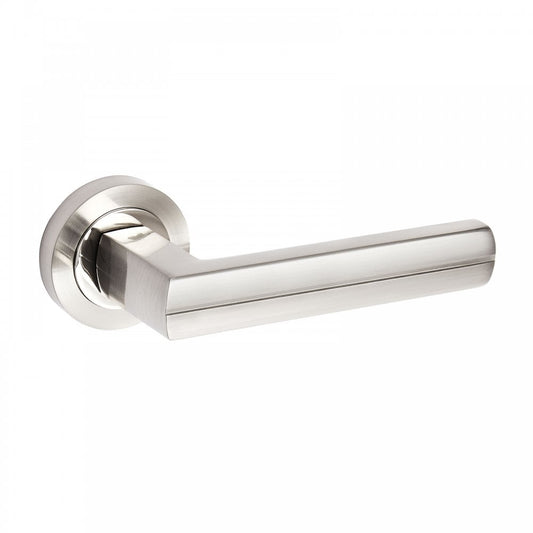 D2F ACCESSORIES Aluminium Door Handles on Rose Handle D2810DA