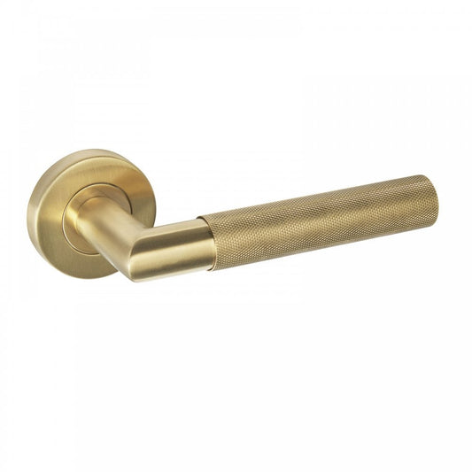 D2F ACCESSORIES Knurled Satin Brass Door Handles on Rose Handle B1910SB