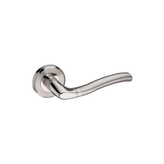 D2F ACCESSORIES Lever on sprung Screw on rose Handle C30